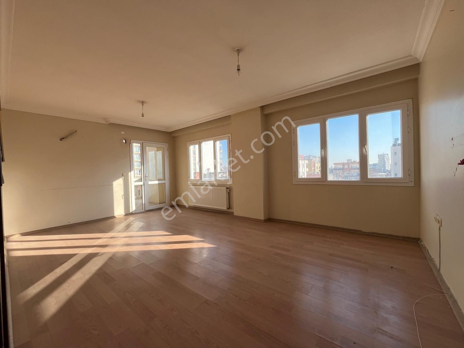 Yeşilyurt Mahallesinde 3+1 Geniş Oturumlu Satılık Daire - Görsel 5