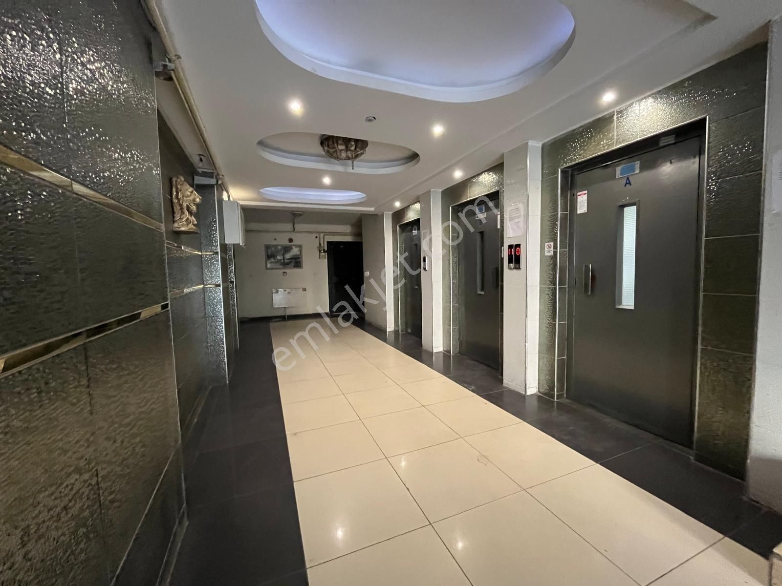 Yeşilyurt Mahallesinde 3+1 Geniş Oturumlu Satılık Daire - Görsel 12