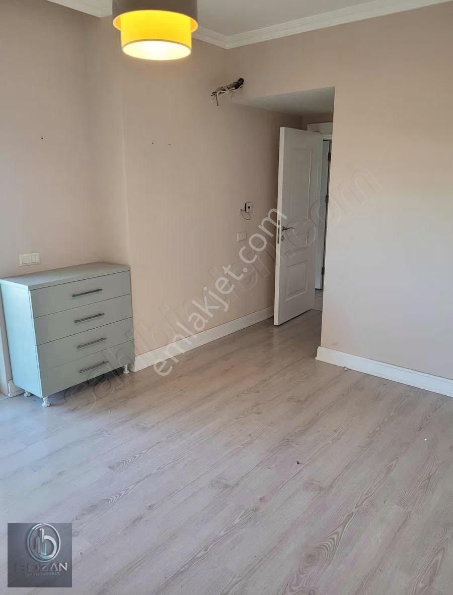 Vali Konaklarında 1'de 5+1 Kiralık Daire - Görsel 6