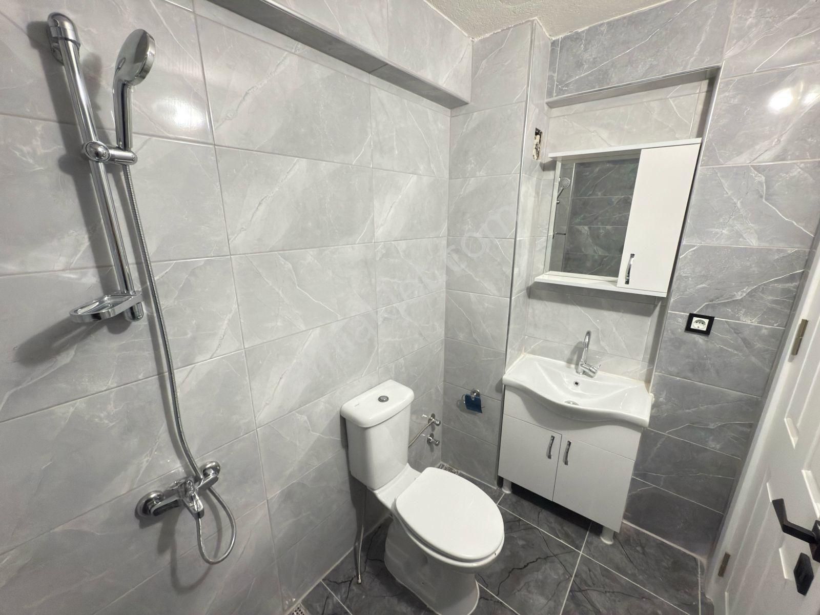 Didim Efeler Mah. Merkezi Konum Ara Kat Geniş Balkonlu 2+1 Daire - Görsel 15