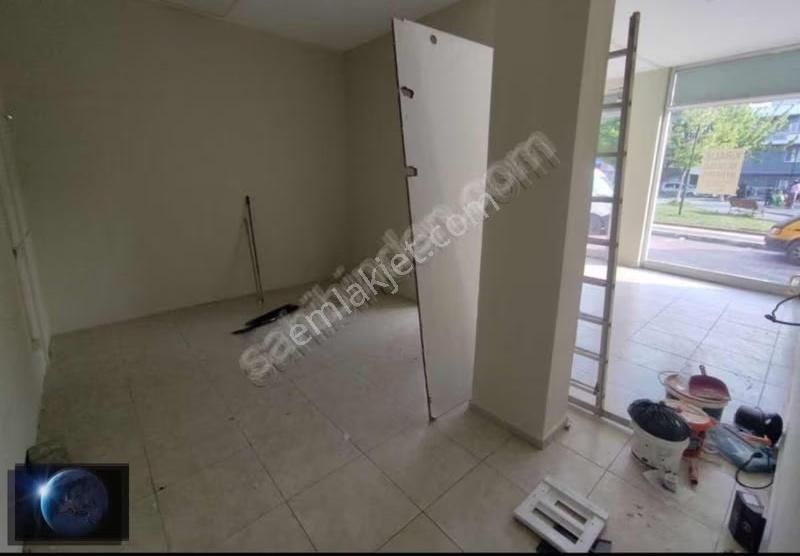 Buca Yeşilbağlar Mah/de Kiralık Ot. Kepenkli Köşe Dükkan - Görsel 6