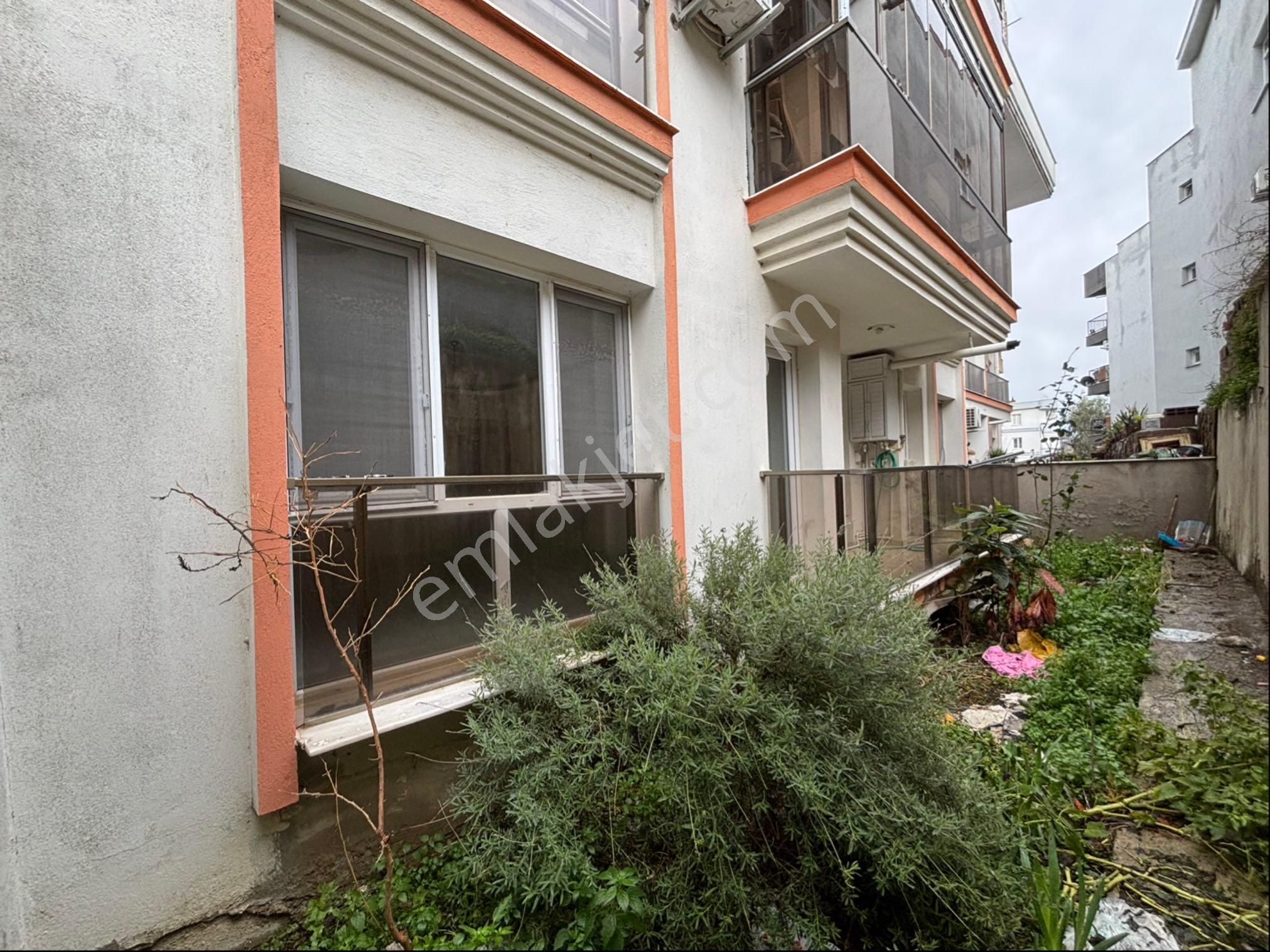 Seferihisar Hıdırlık Çarşı Merkezi Yakını Kapalı Mutfak Kiralık 3+1 Daire - Görsel 18