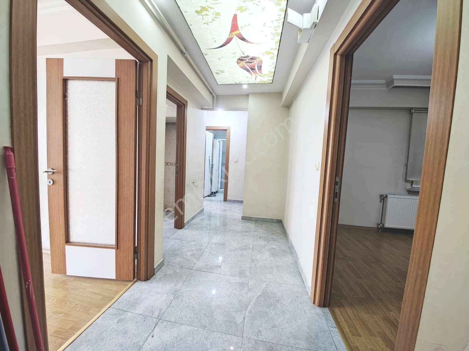 Fatih Emlak Tan 3 Kat 3+1 Asansörlü Krediye Uygun Ahmet Yesevi Caddesine Yakın - Görsel 8