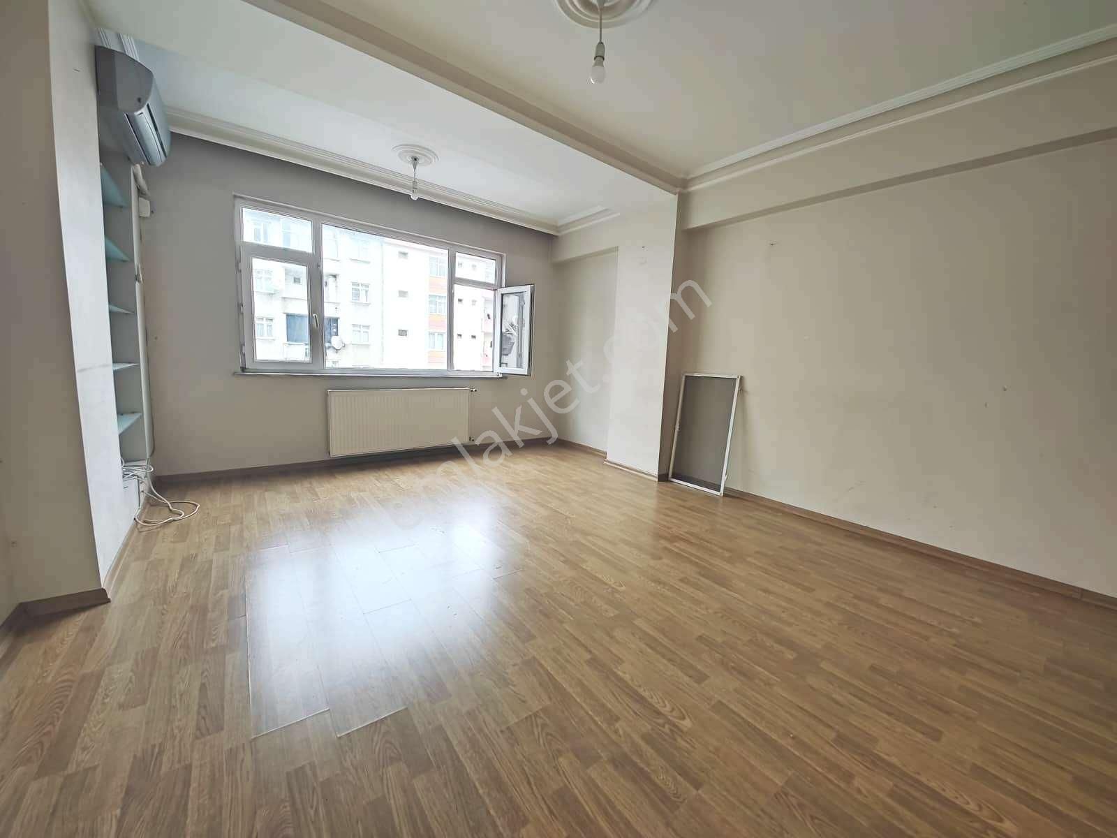 Fatih Emlak Tan 3 Kat 3+1 Asansörlü Krediye Uygun Ahmet Yesevi Caddesine Yakın - Görsel 4