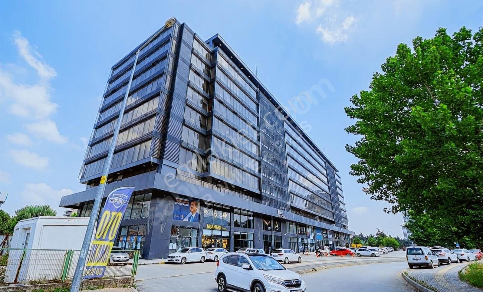 Lotus Plaza İzmir Yoluna Cephe Satılık Ofis