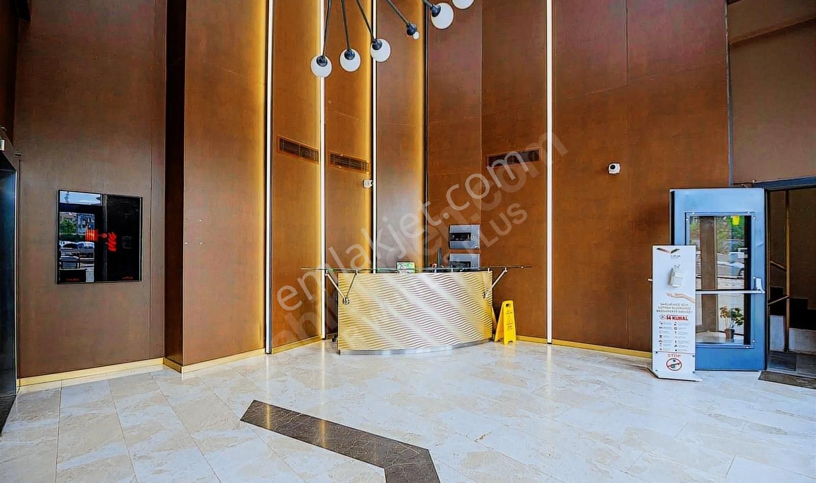 Lotus Plaza İzmir Yoluna Cephe Satılık Ofis - Görsel 2