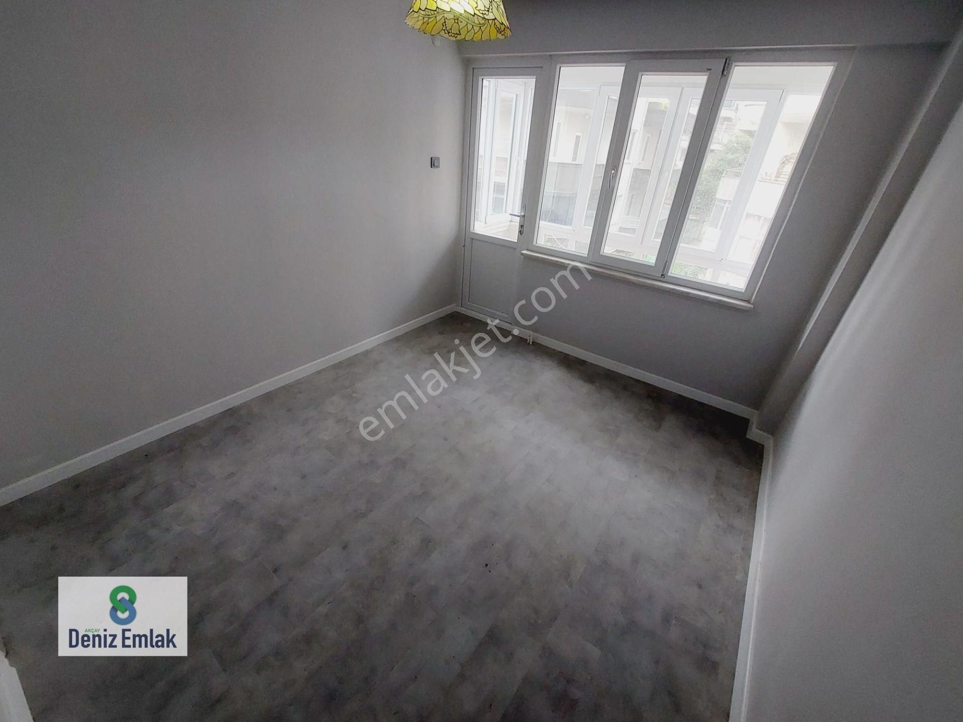 Denizden Akçay Sarıkızda Ön Cephe Arakat Satılık 2+1 Daire. - Görsel 15