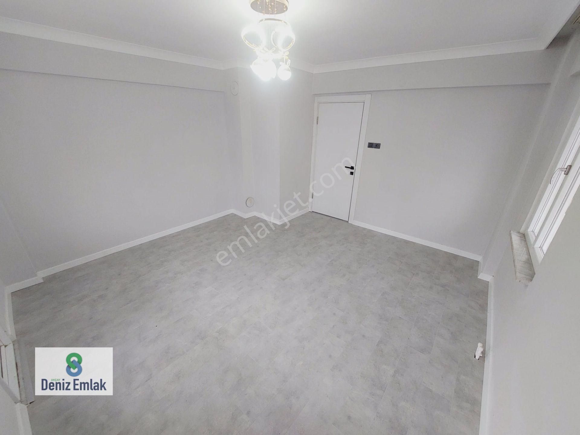 Denizden Akçay Sarıkızda Ön Cephe Arakat Satılık 2+1 Daire. - Görsel 35