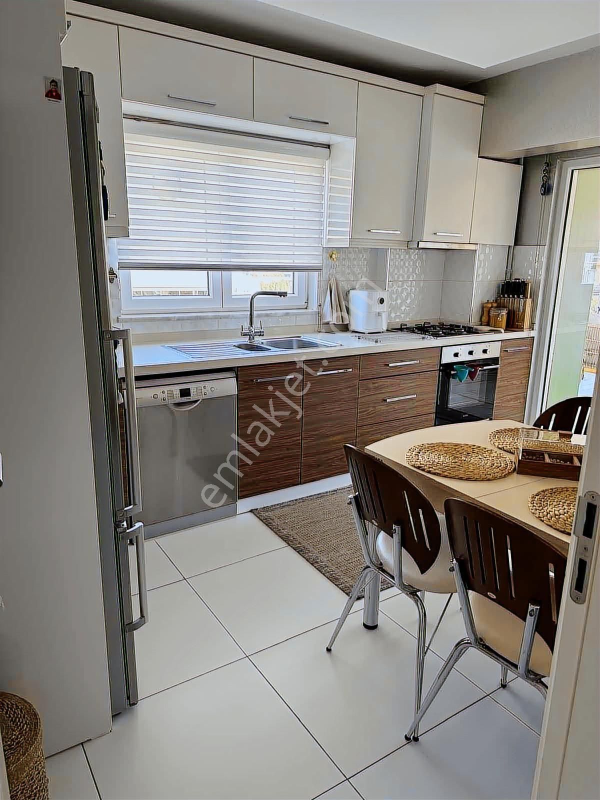 Üçevler' De Satılık İçi Komple Yapılı 3+1 Daire - Görsel 11