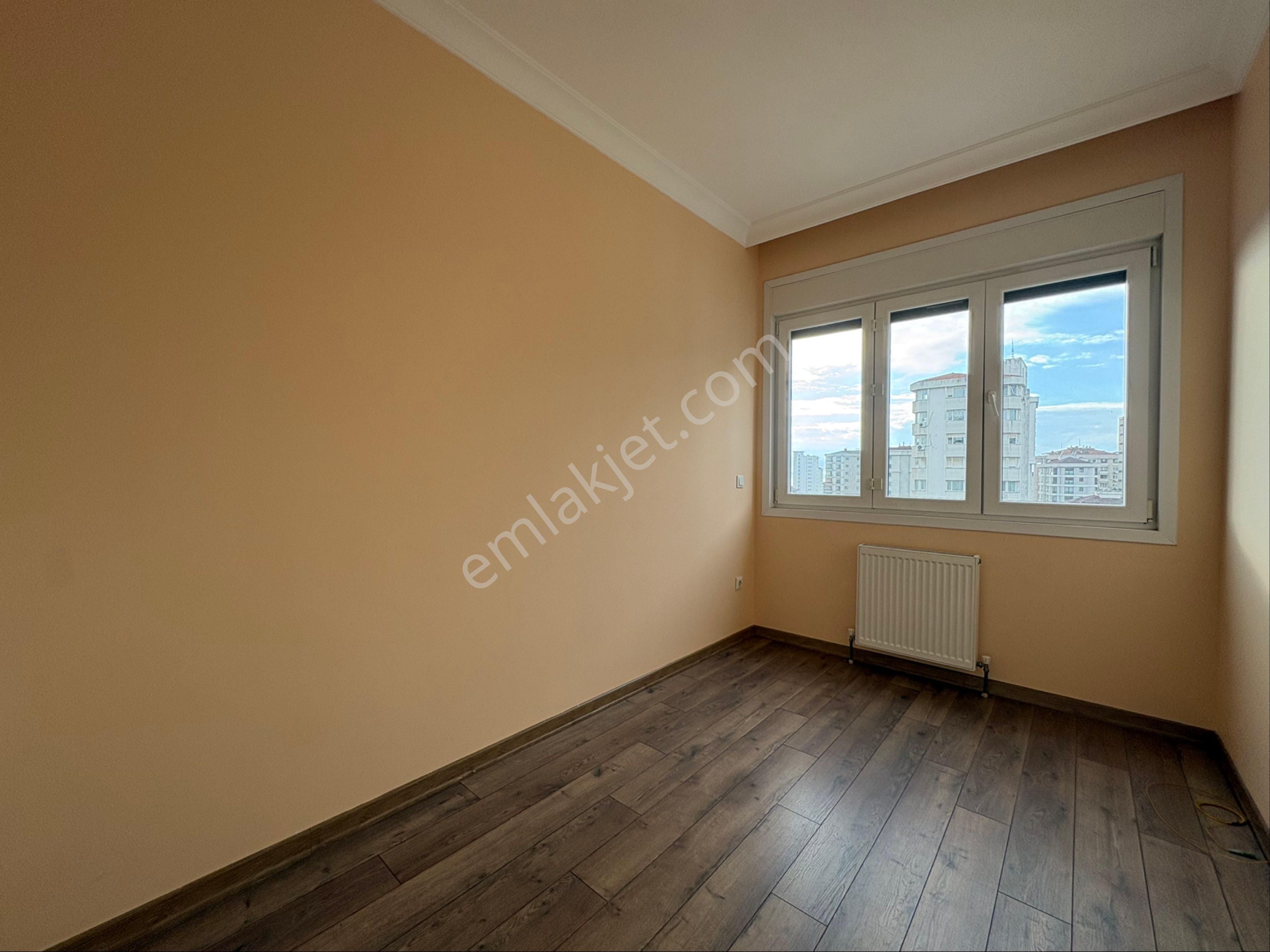 Oben'den Marmaray Sahil Metro Yakını Manzaralı 3+1 90m² Net - Görsel 13