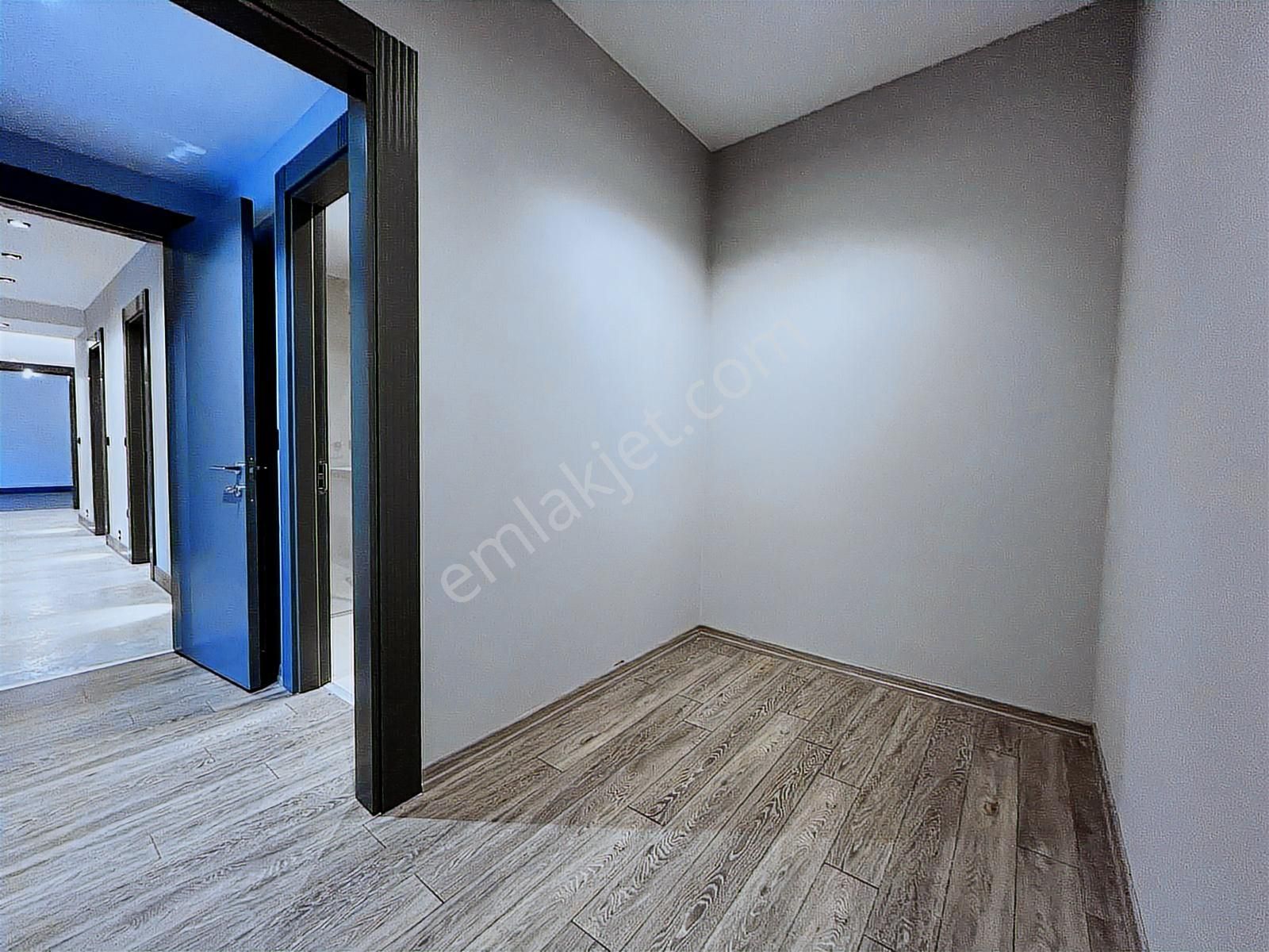 Balat'ta Satılık Sıfır 3+1 Lüks Daire - Görsel 6