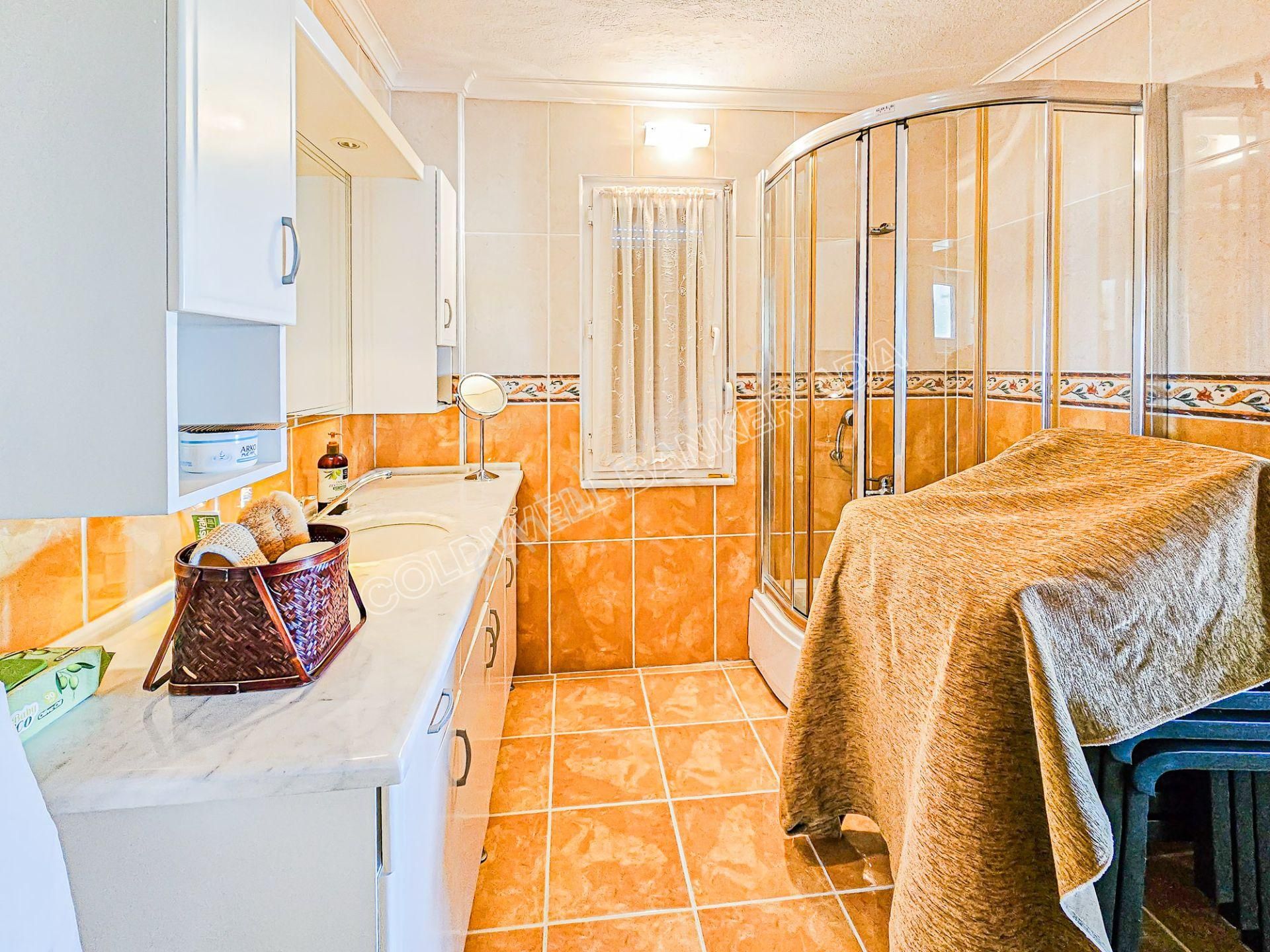 Kuşadasında Her Katından Deniz Manzaralı 7+2 Müstakil Villa - Görsel 19