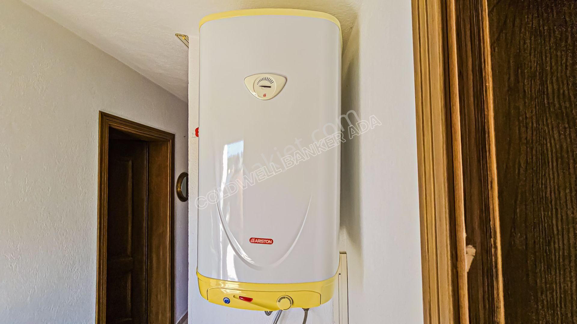 Kuşadasında Her Katından Deniz Manzaralı 7+2 Müstakil Villa - Görsel 31