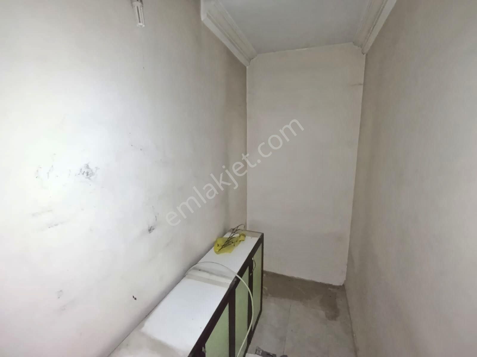 Çokk Acill! Caddeye 2 Bina Önü Komple Açık Kilerli Uygun Fiyatlı - Görsel 34