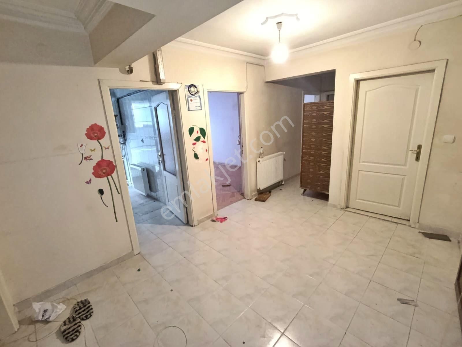 Çokk Acill! Caddeye 2 Bina Önü Komple Açık Kilerli Uygun Fiyatlı - Görsel 25