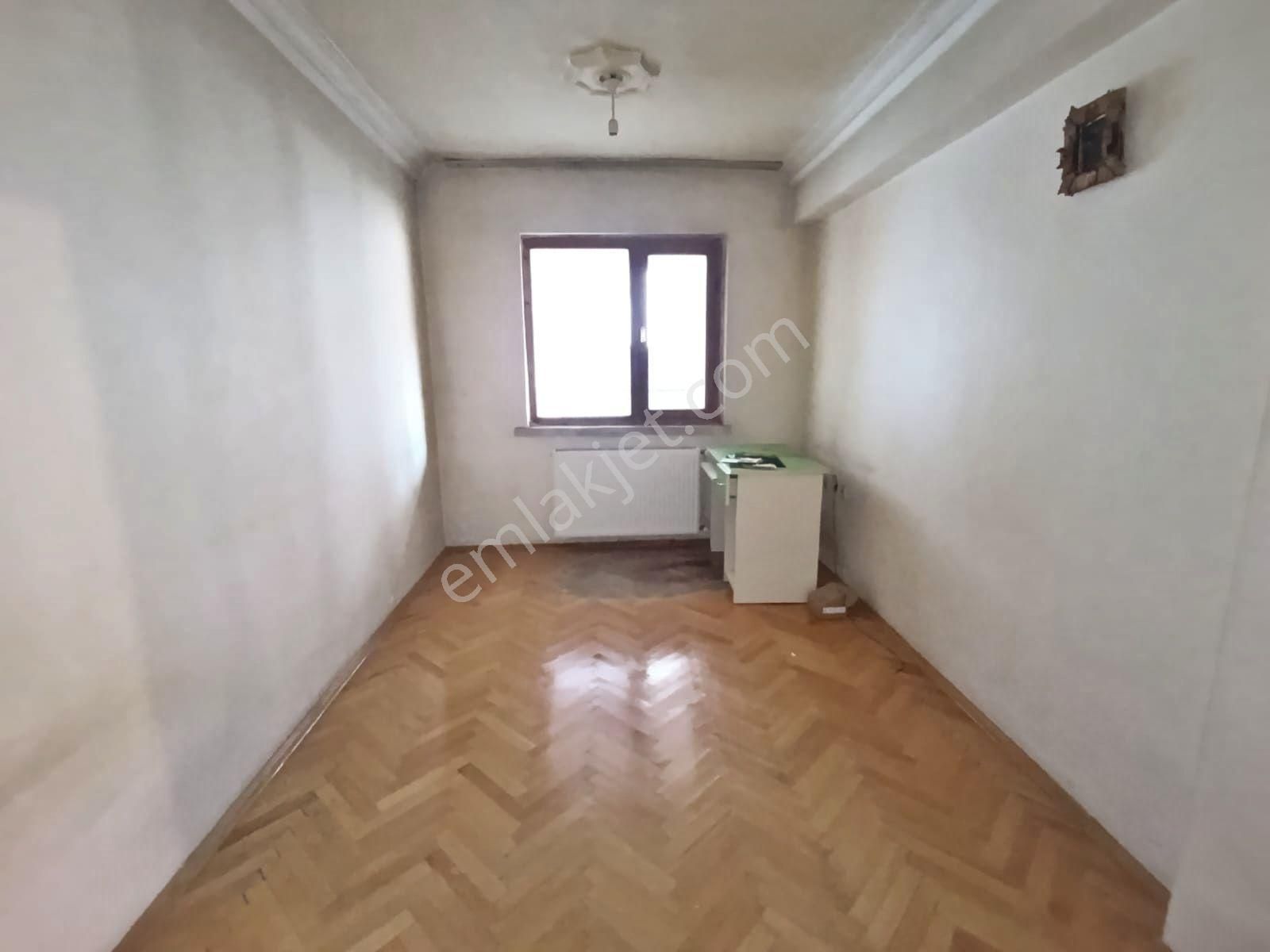 Çokk Acill! Caddeye 2 Bina Önü Komple Açık Kilerli Uygun Fiyatlı - Görsel 24