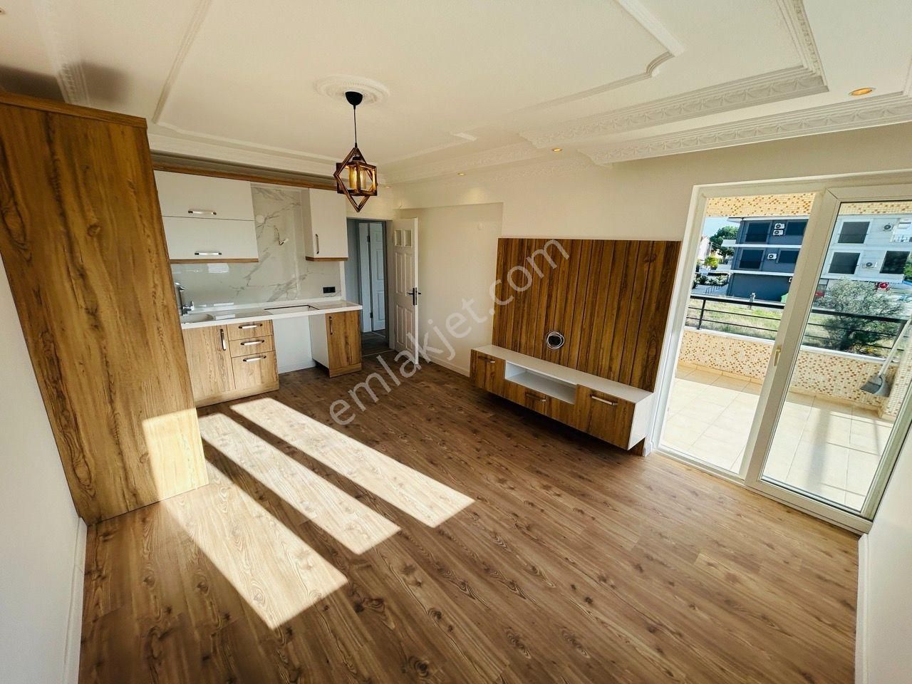 Didim Efeler Limanyolu Cepheli Geniş Balkonlu Daire - Görsel 15