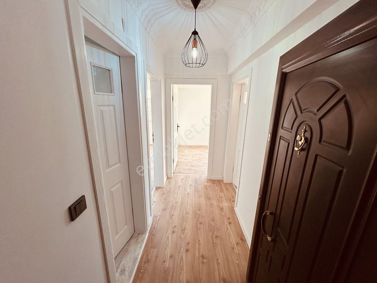 Didim Efeler Limanyolu Cepheli Geniş Balkonlu Daire - Görsel 2