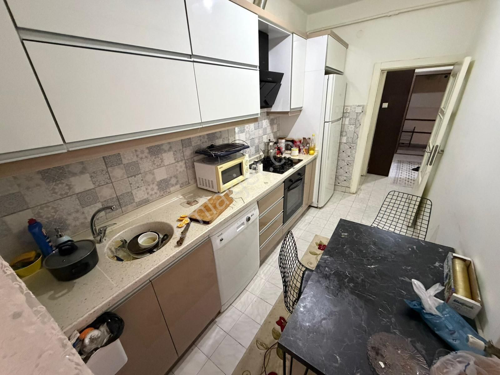 Sanatoryum Caddesinde 2+1 Yüksekgiriş Sarılık Daire