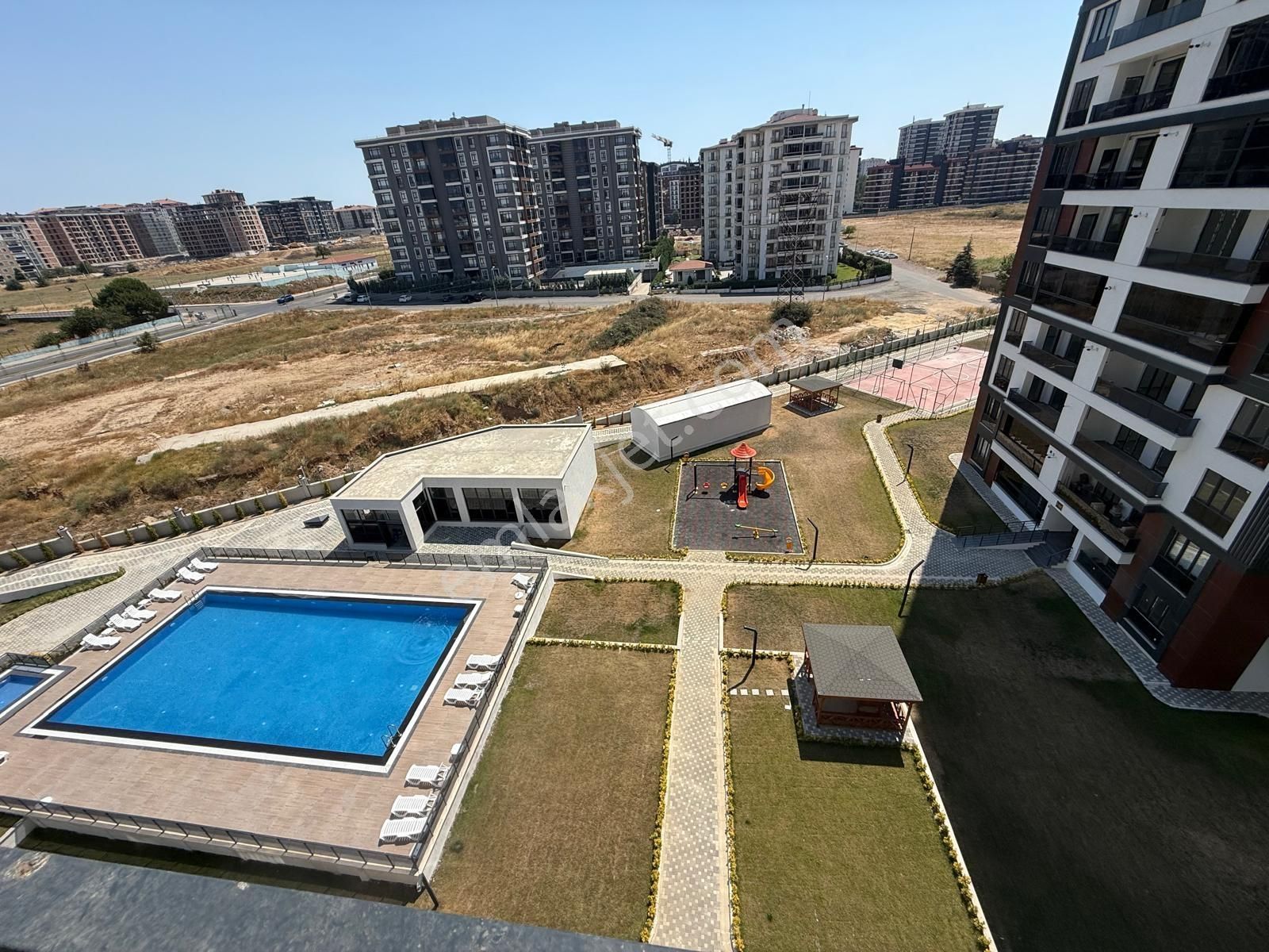 Turyaptan İzsiz Towers Da 8.kat Havuz Cephe 3+1 Satılık Daire - Görsel 19