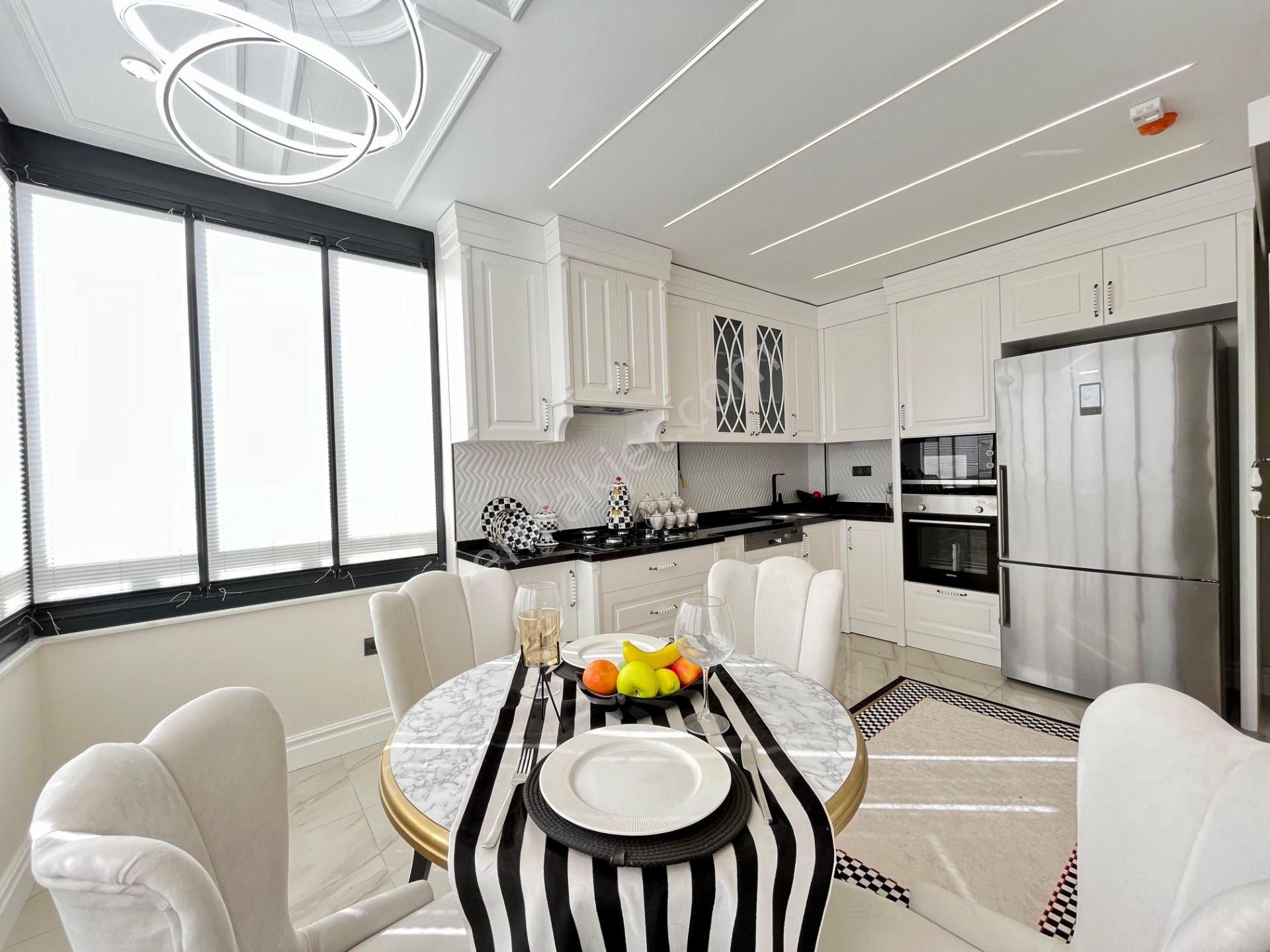 Havuzlu Site İçinde Bulunan Harika Lokasyonda 3+1 Kiralık Daire - Görsel 5