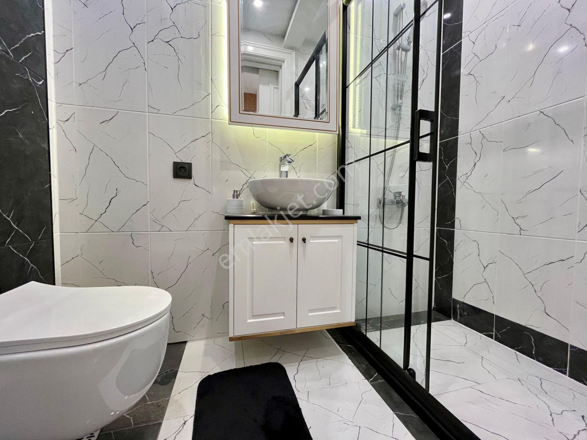 Havuzlu Site İçinde Bulunan Harika Lokasyonda 3+1 Kiralık Daire - Görsel 11