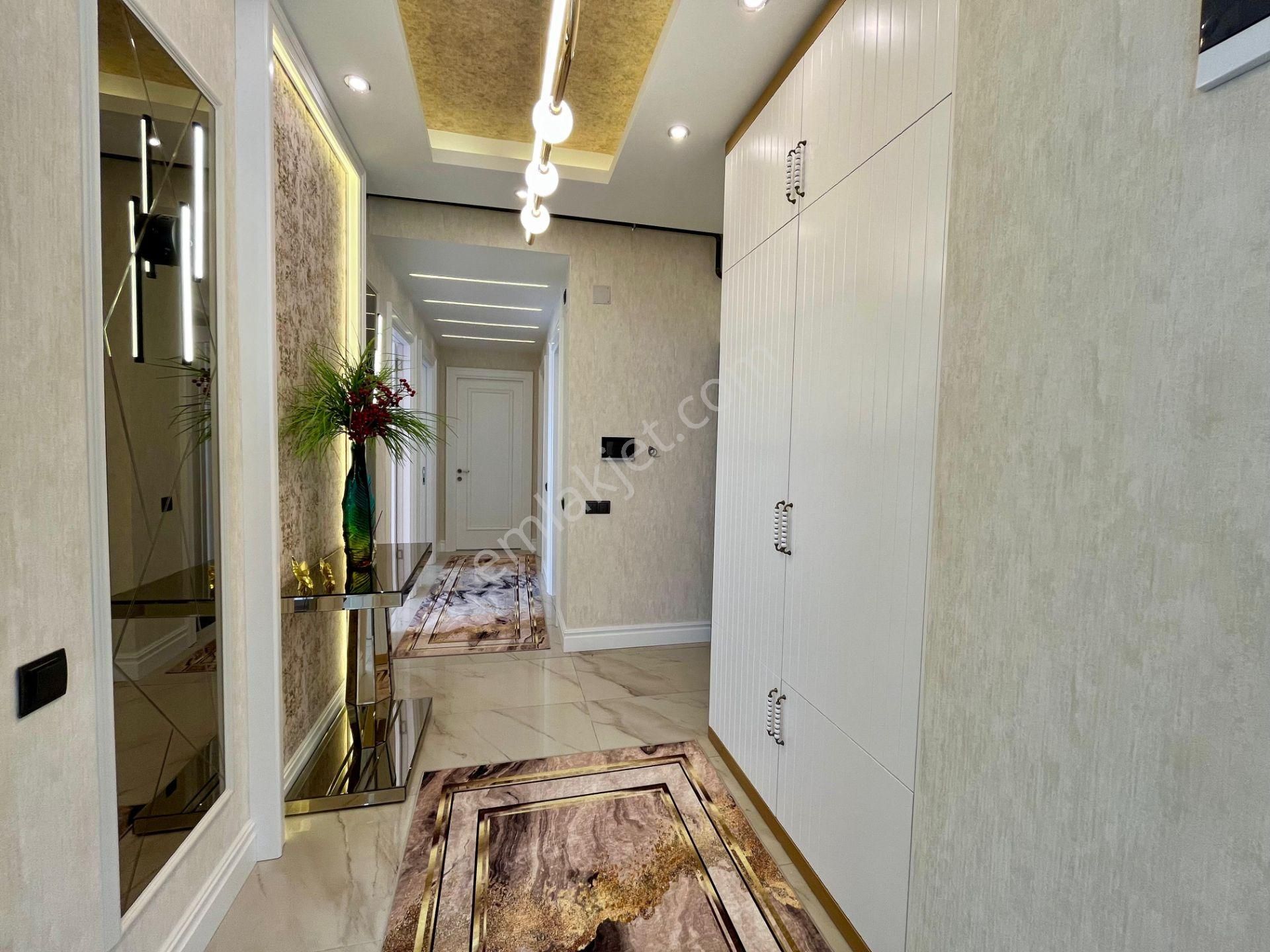 Havuzlu Site İçinde Bulunan Harika Lokasyonda 3+1 Kiralık Daire - Görsel 12