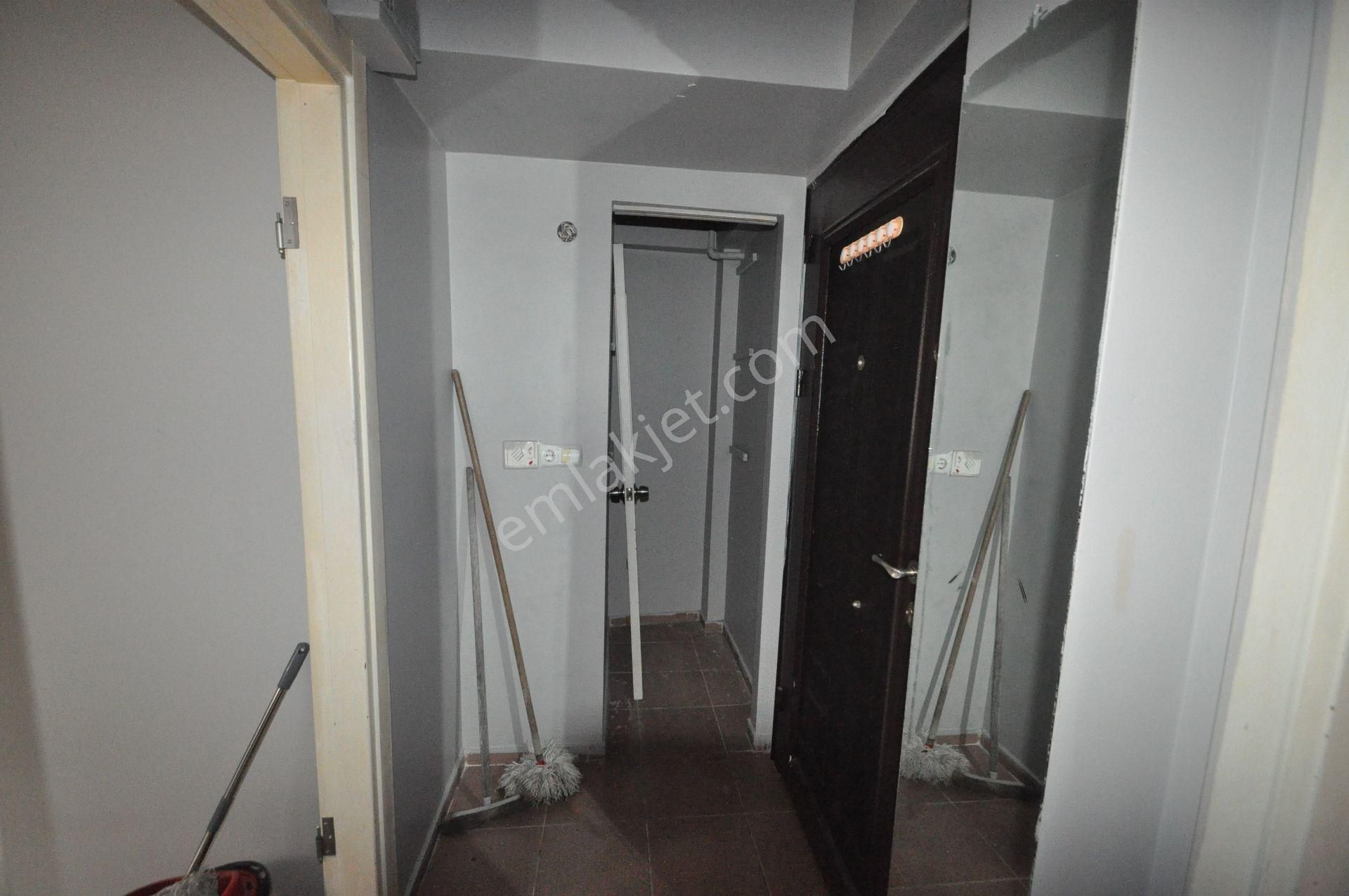 Gaziosmanpaşa Bağlarbaşı Kaçmazdan Kiralık 60m2 Arakat 12 Yıl 1+1 Daire - Görsel 11