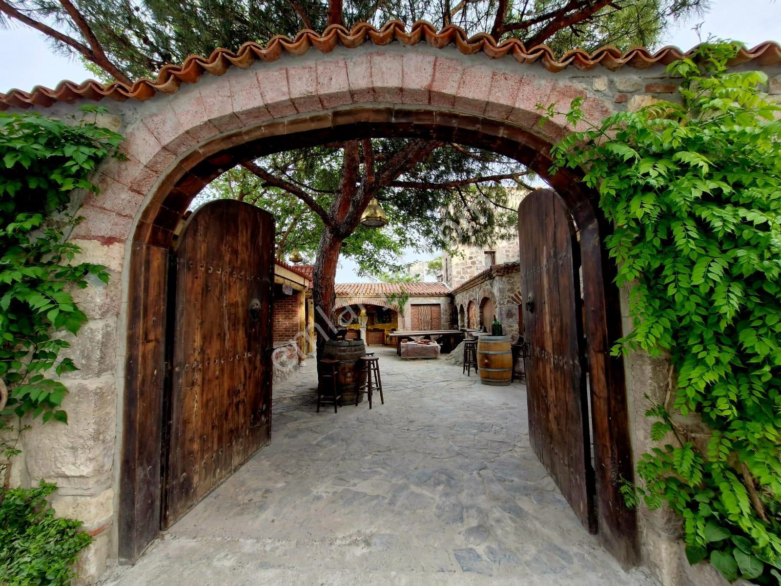 Ayvalık Kucukkoy De Satılık Sanat Galerisi.kafe.konut. - Görsel 12