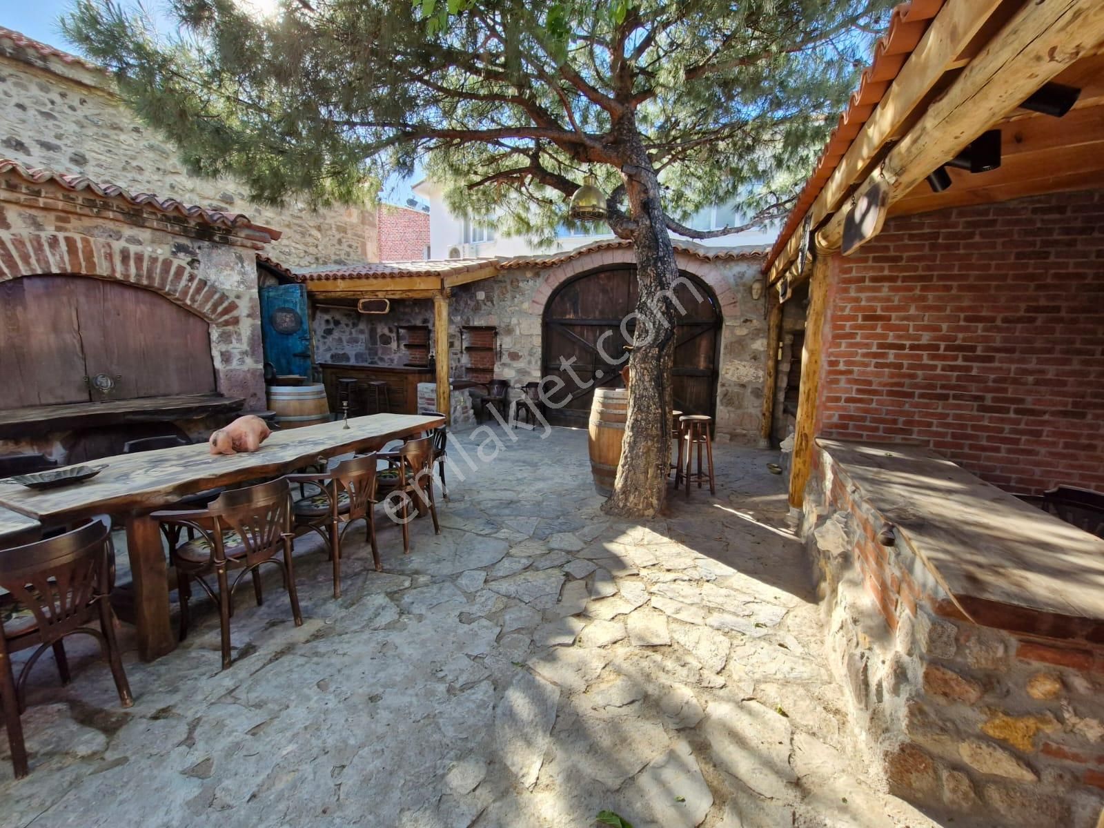 Ayvalık Kucukkoy De Satılık Sanat Galerisi.kafe.konut. - Görsel 2