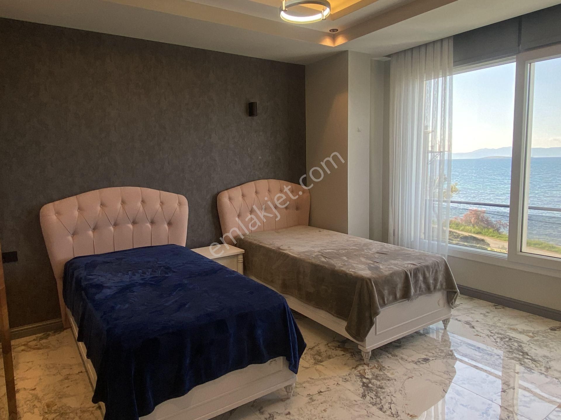 Balıkesir Ayvalık Ta Satılık Villa.denize Sıfır - Görsel 21