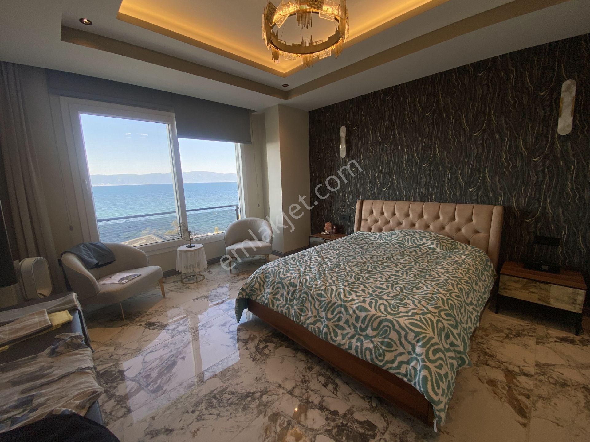 Balıkesir Ayvalık Ta Satılık Villa.denize Sıfır - Görsel 20