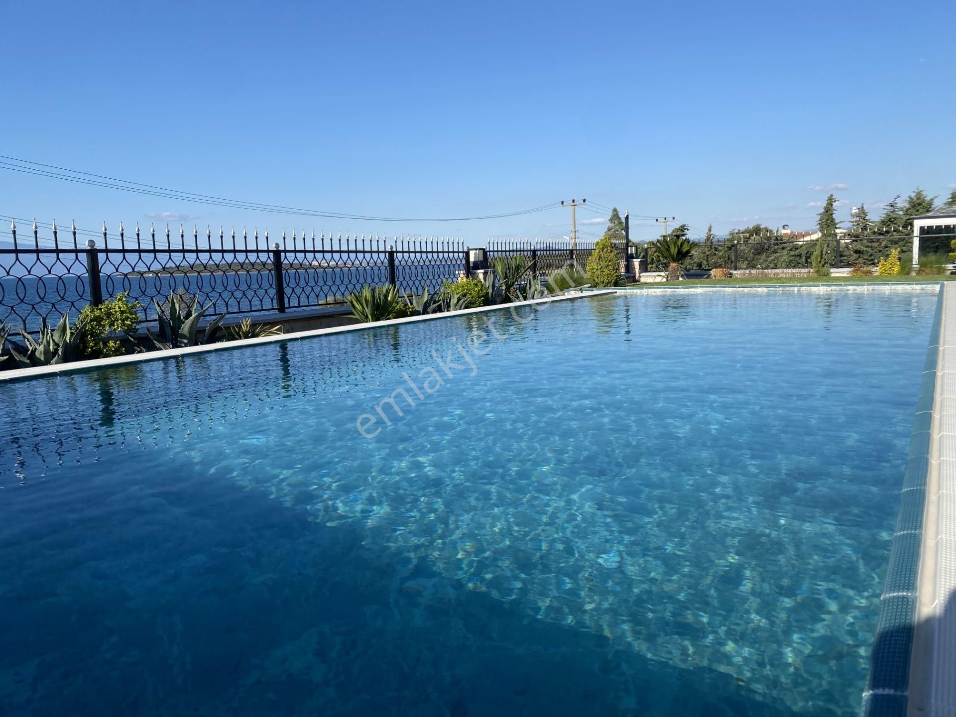 Balıkesir Ayvalık Ta Satılık Villa.denize Sıfır - Görsel 6