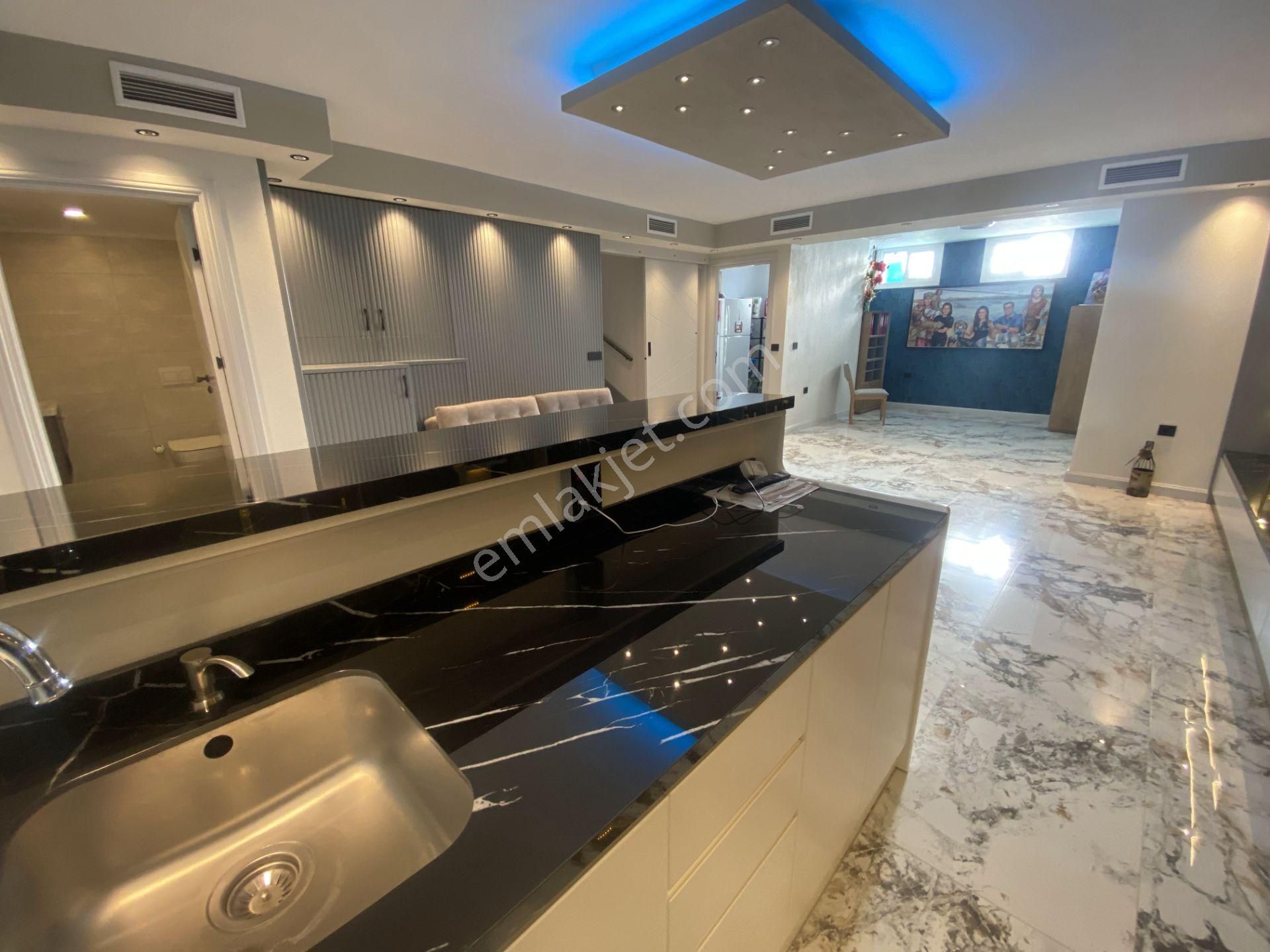 Balıkesir Ayvalık Ta Satılık Villa.denize Sıfır - Görsel 16