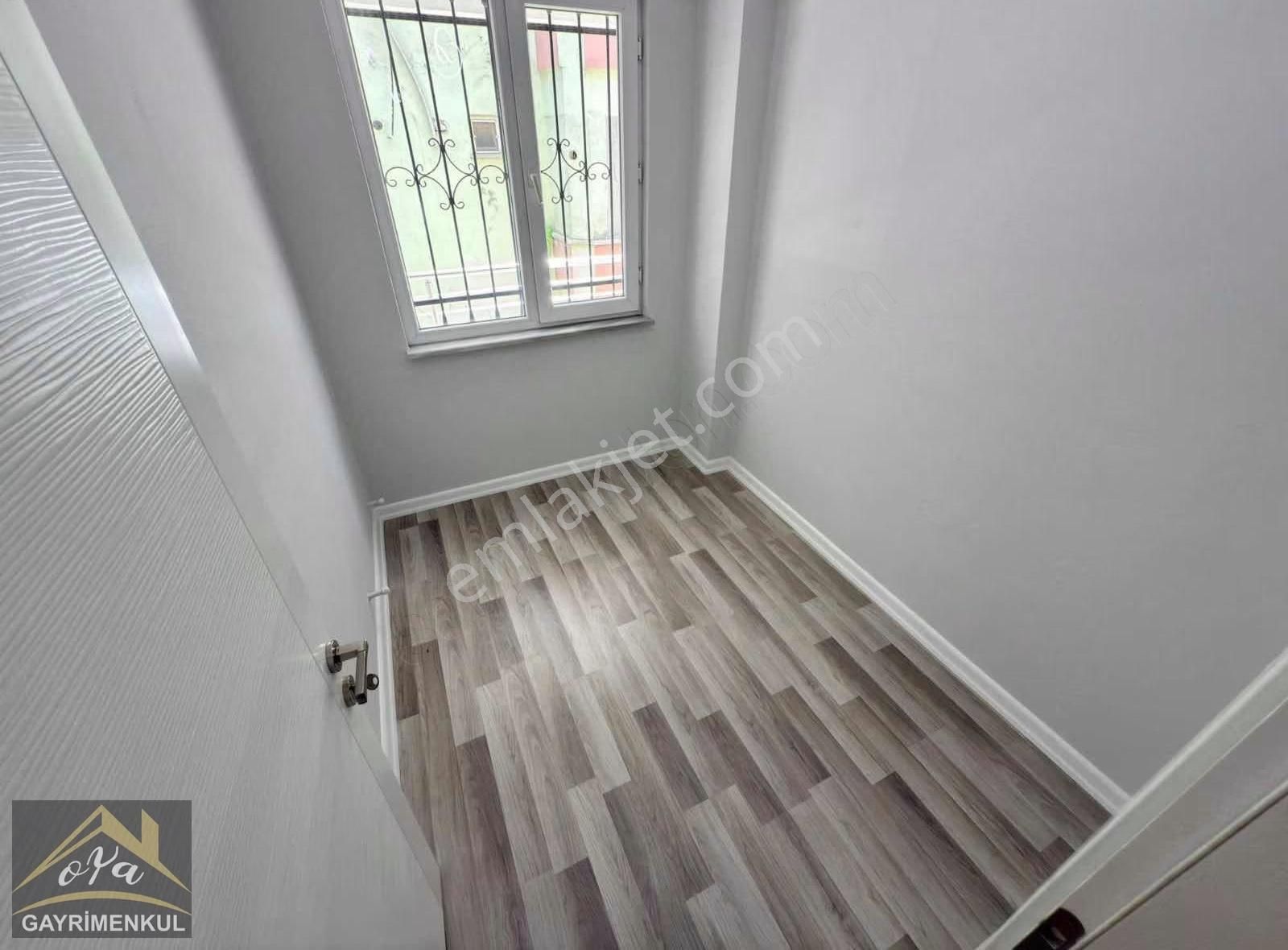 Akçay Oya Gayrimenkul'den Merkezde 3+1 Doğalgazlı Ön Cephe Daire - Görsel 15