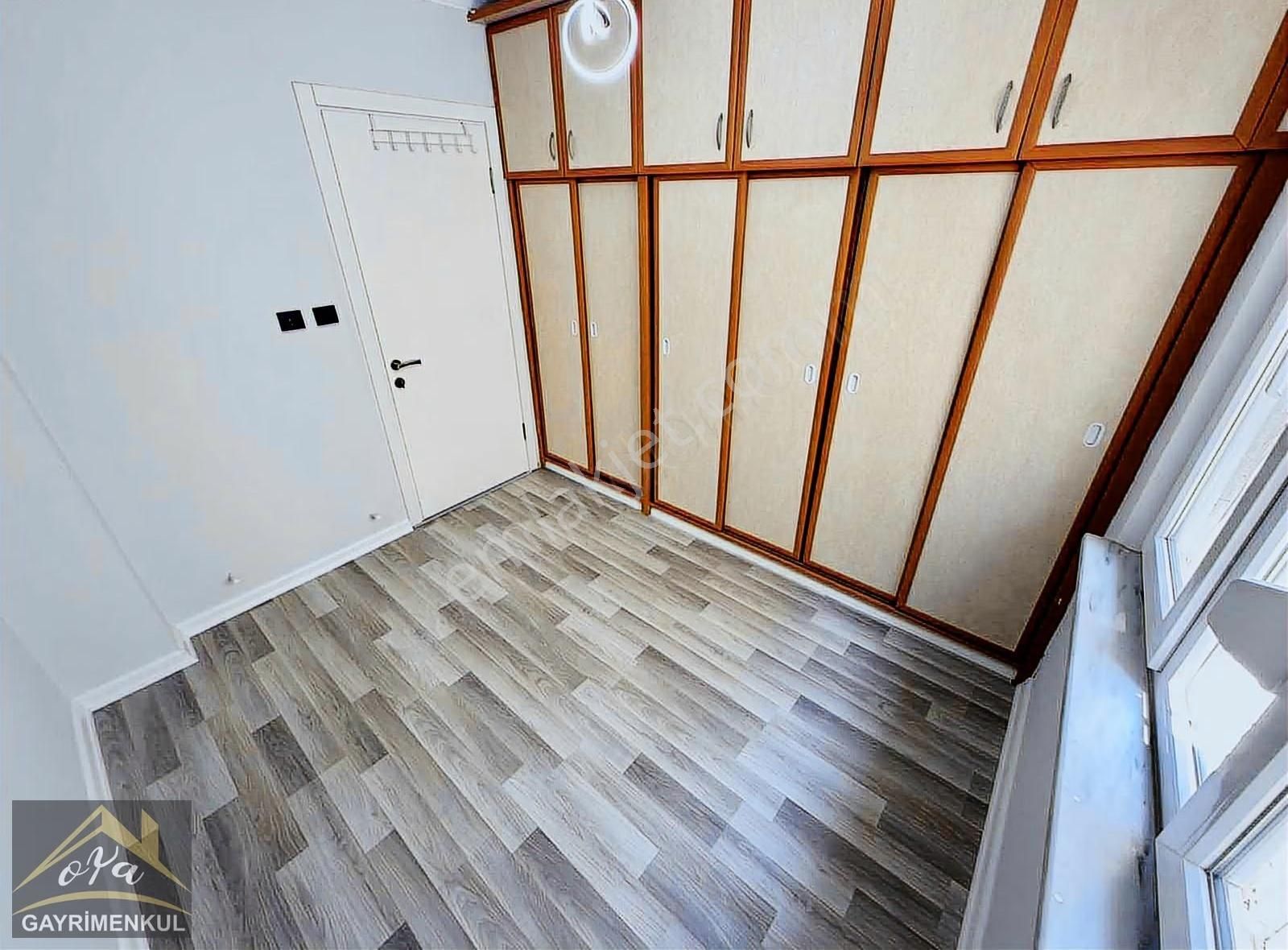 Akçay Oya Gayrimenkul'den Merkezde 3+1 Doğalgazlı Ön Cephe Daire - Görsel 26
