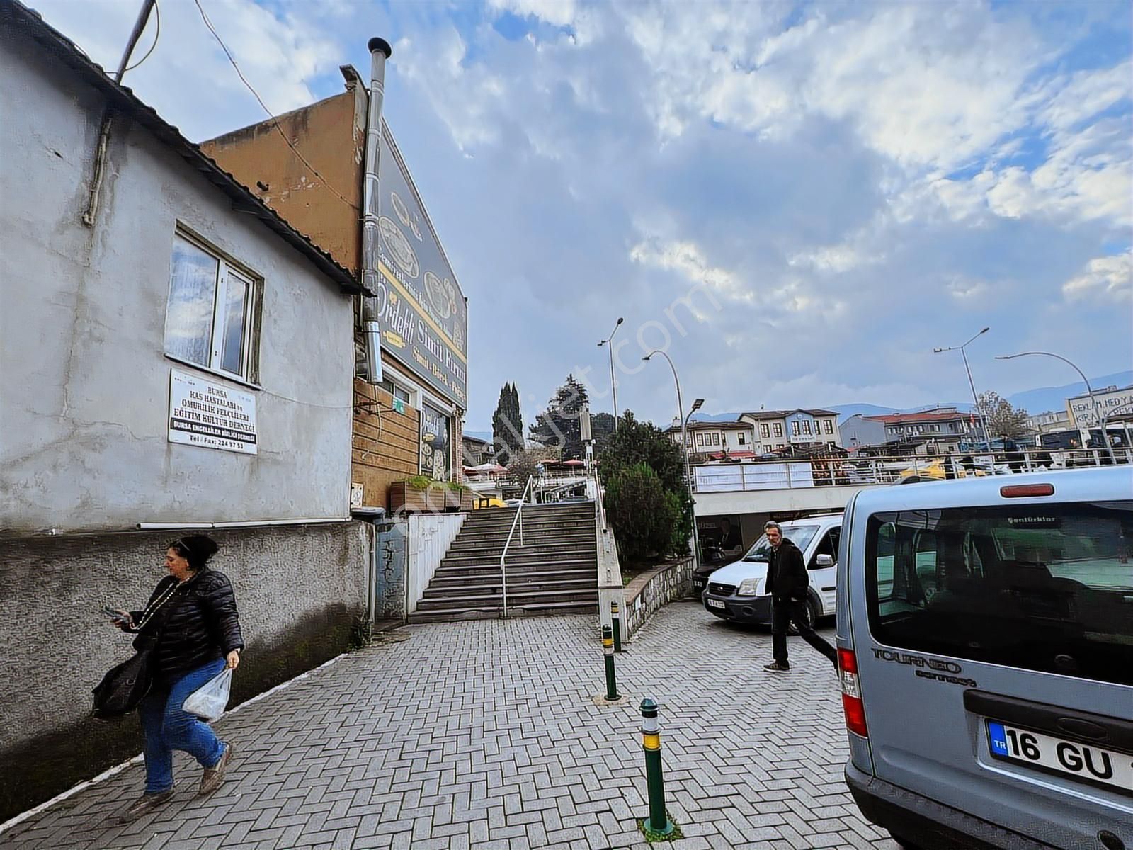 Bursa Demirtaşpaşa'da Müstakil Kargir Bina Arsası - Görsel 9