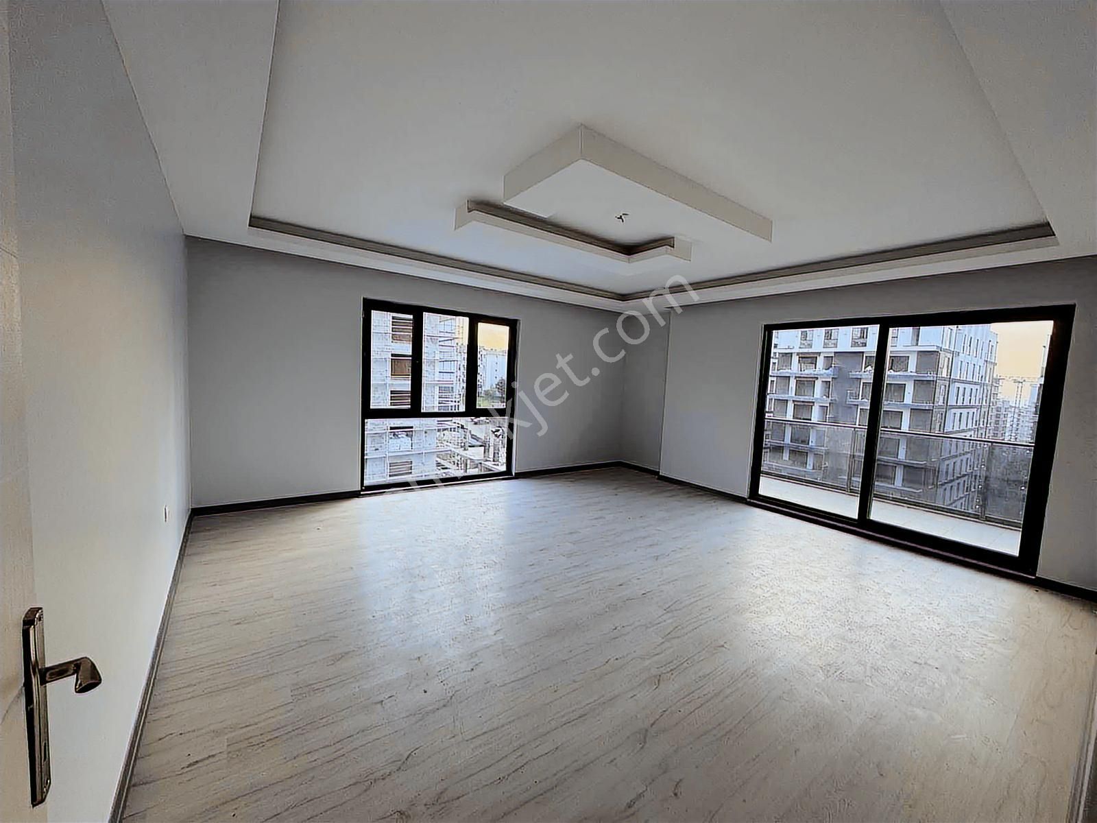 Ataevlerde Satılık 3+1 Köşe Dubleks