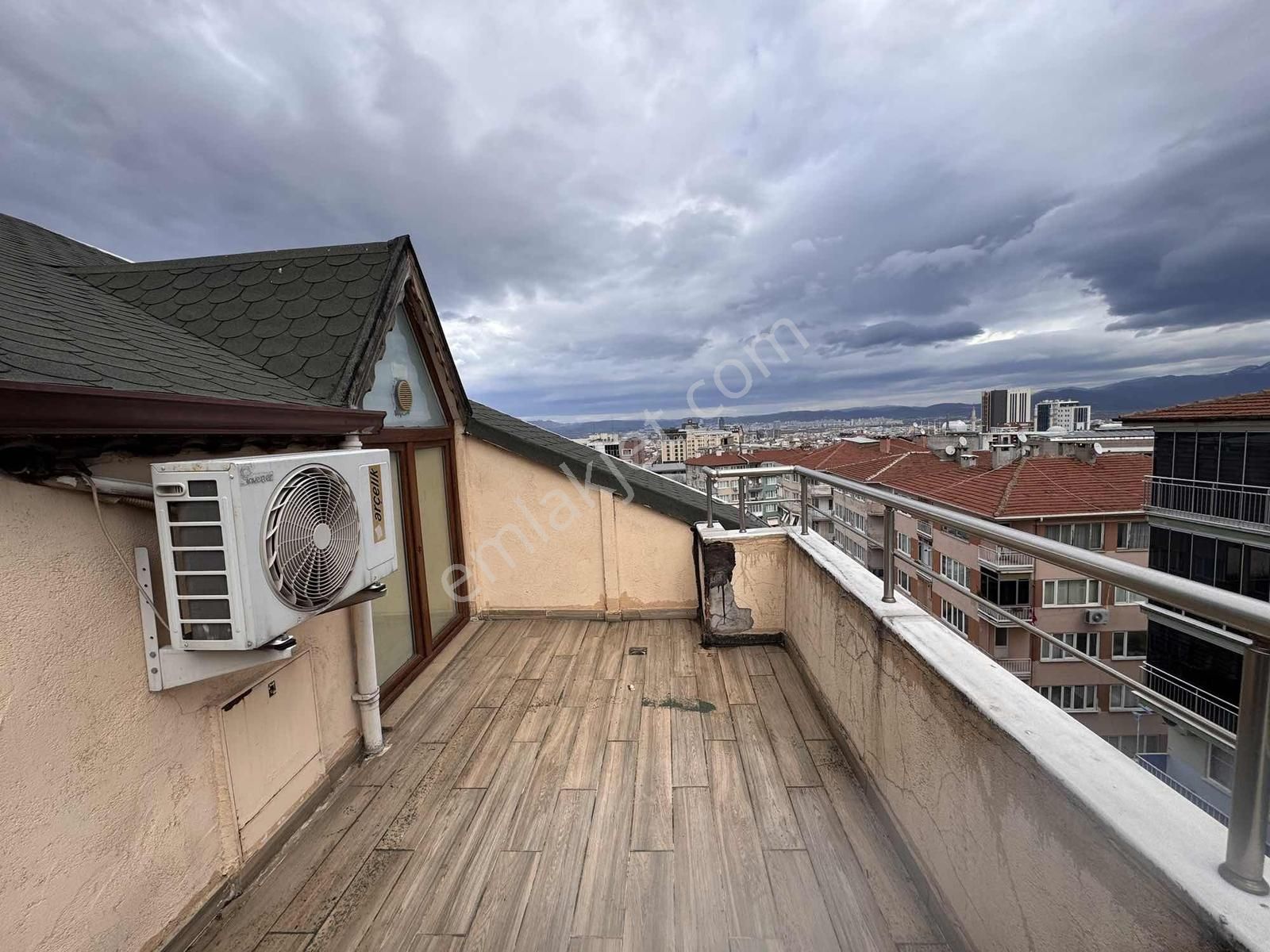 Osmangazi Metro İstasyonu Yanı 3+1 Satılık Dubleks