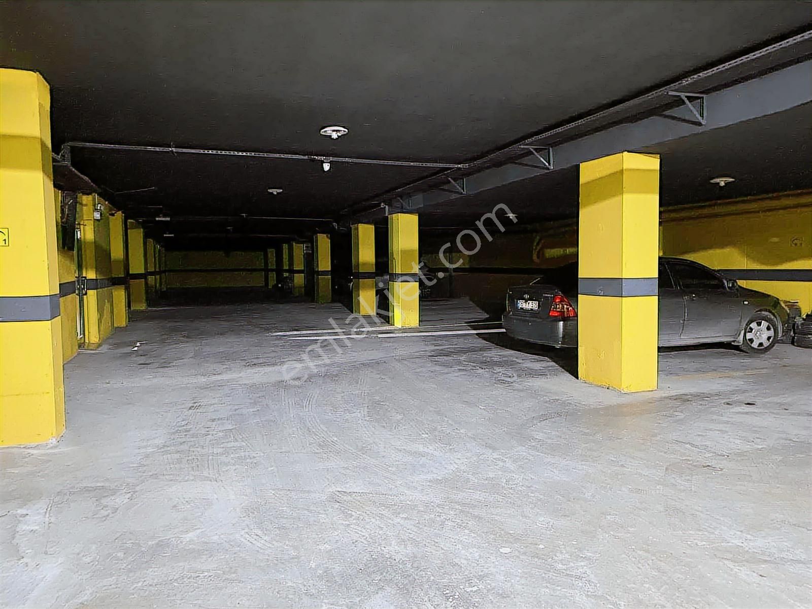 Nurkent Özlüce Sitesinde 3+1 Bahçe Katı Satılık Lüks Daire - Görsel 23