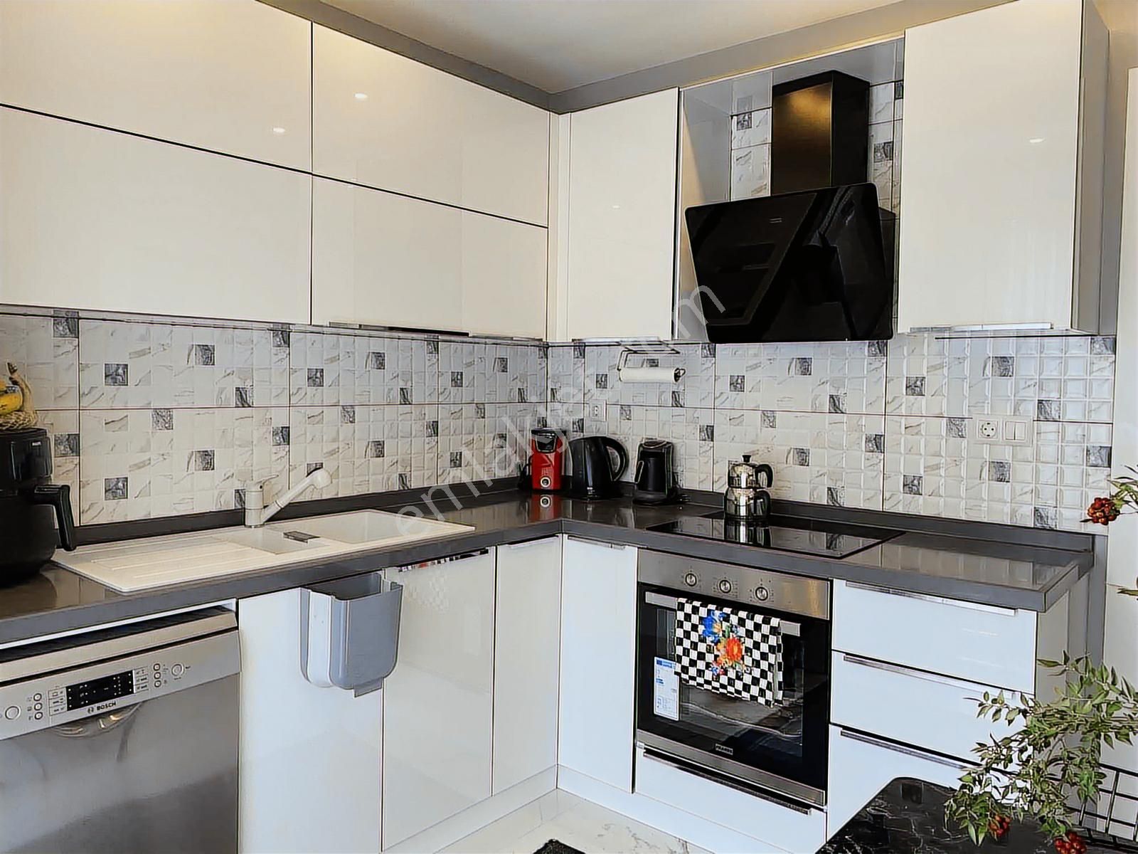 Nurkent Özlüce Sitesinde 3+1 Bahçe Katı Satılık Lüks Daire - Görsel 14