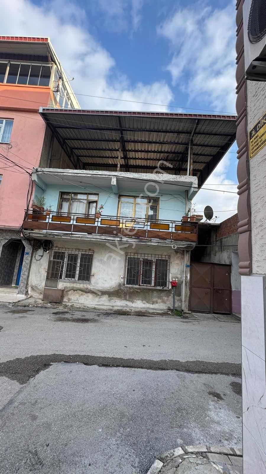 Gürsu Kurtuluş Mh. 2 Katlı Müstakil Ev