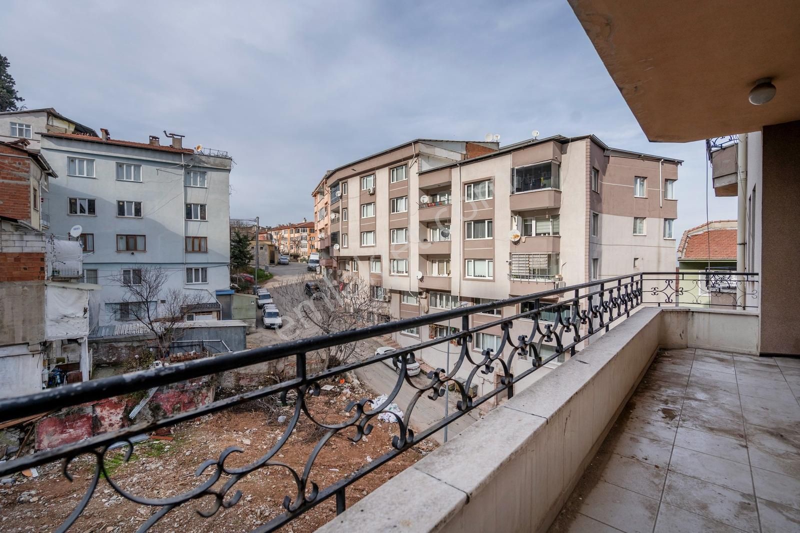Çekirge'de Satılık 3+1 140 M2 Net,otoparklı,asansörlü Daire - Görsel 14
