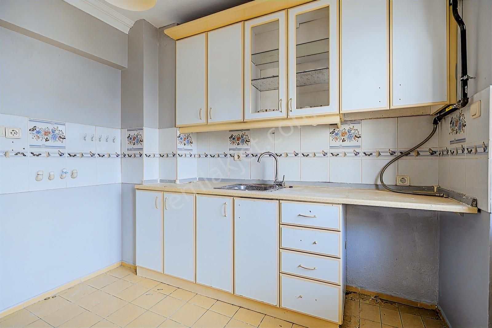 Çekirge'de Satılık 3+1 140 M2 Net,otoparklı,asansörlü Daire - Görsel 27