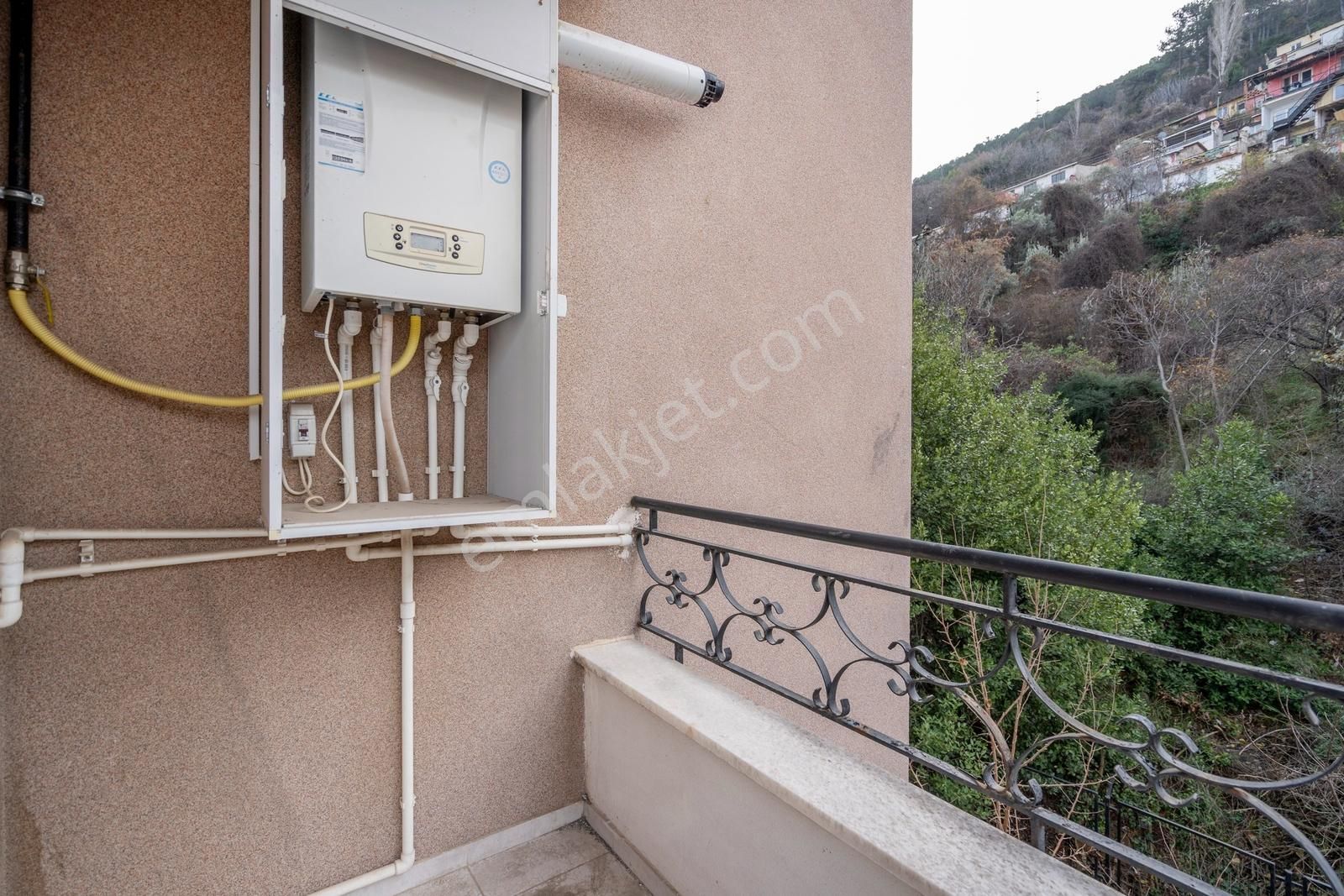 Çekirge'de Satılık 3+1 140 M2 Net,otoparklı,asansörlü Daire - Görsel 17