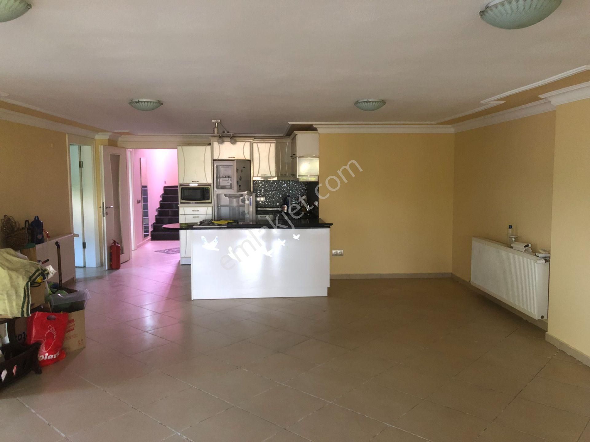 Balıkesir Ayvalık Ta Satılık Villa.denize 20 Metre Mesafede - Görsel 7