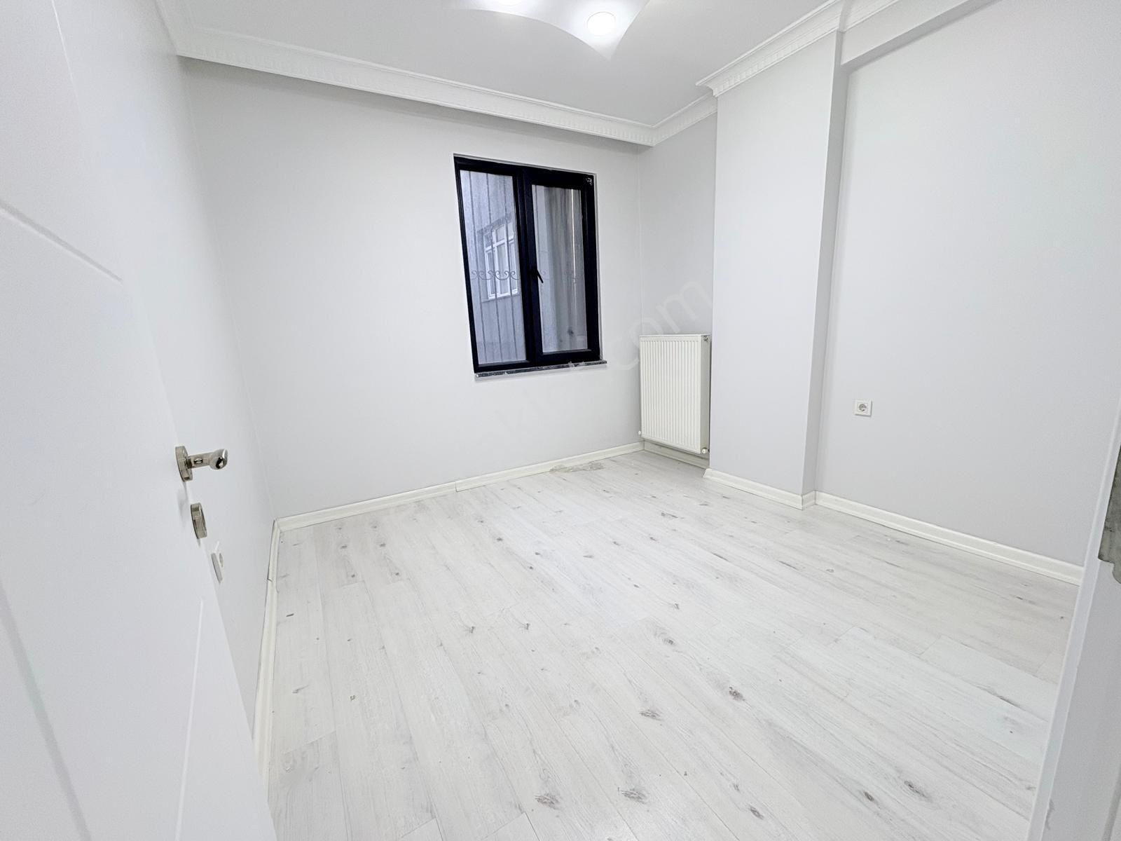 Uğurmumcu Mah’de Cadde Üzeri 2+1 90m2 Acill Satılık Daire - Görsel 17