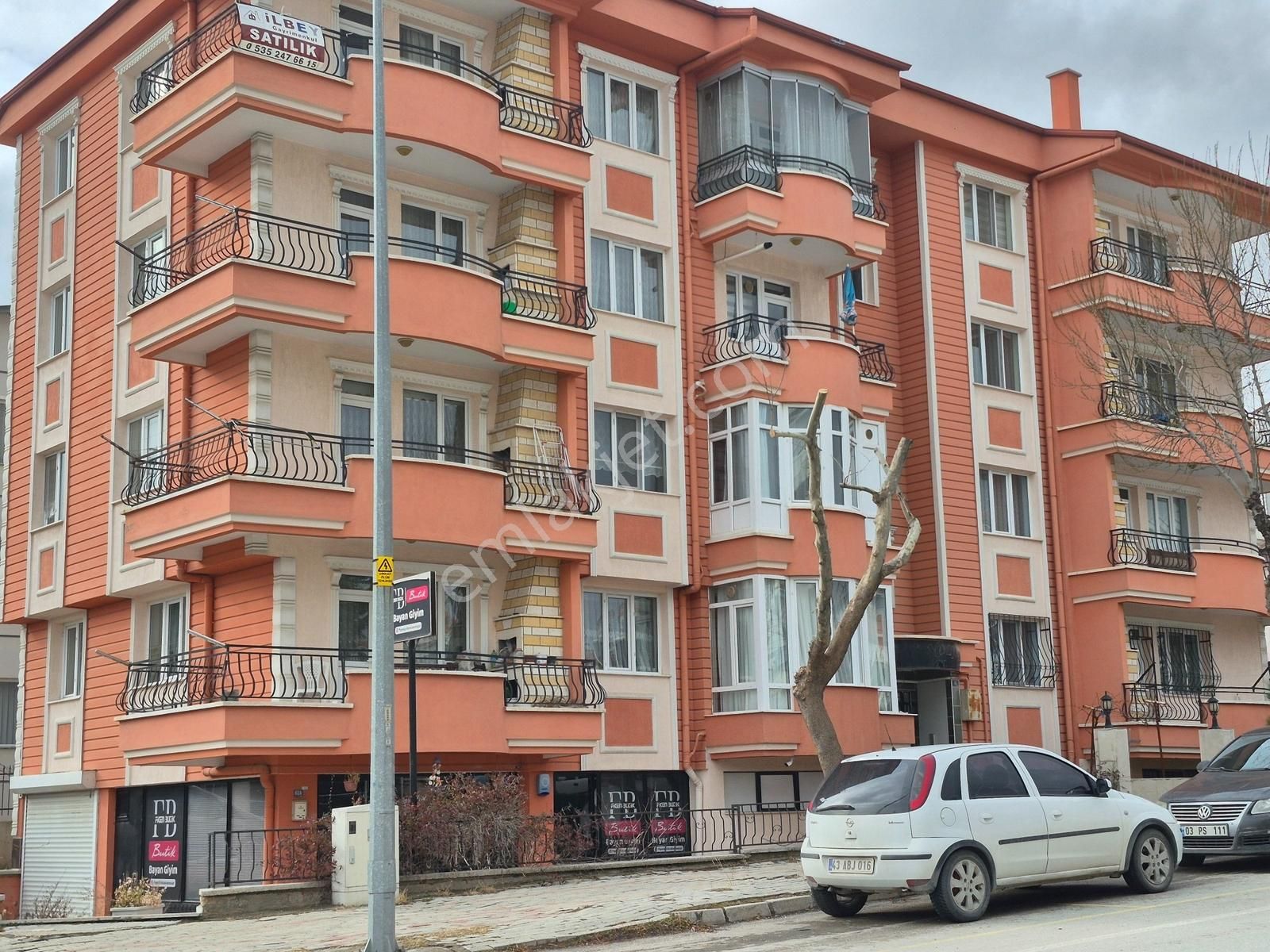 İlbey / Afyon Merkez Harbiş-gazi Mahallesinde 3+1 Daire + Dükkan - Görsel 28