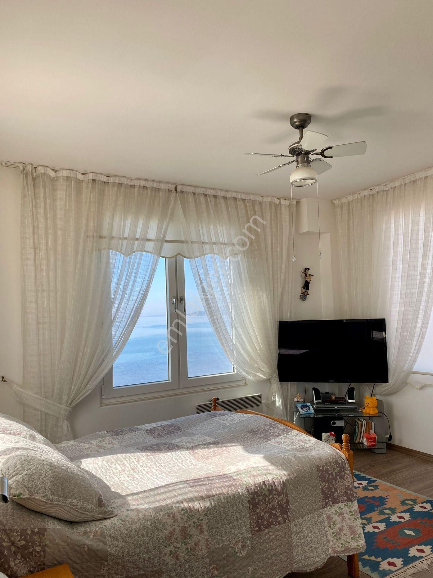 Balıkesir Ayvalık Ta Satılık Villa .denize Sıfır. - Görsel 7