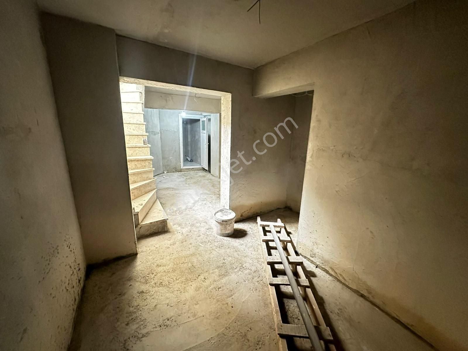 Bahçelievlerde Kiralık Cadde Üzeri Depolu Mağaza&dükkan - Görsel 12